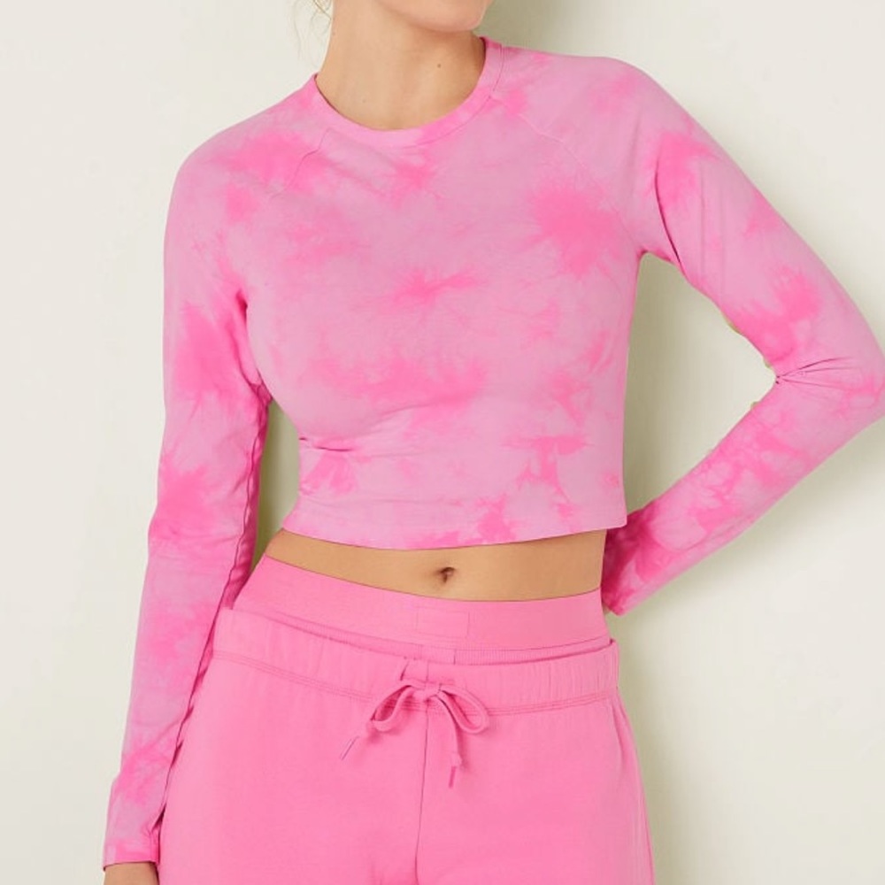 PINK Cropped Long-Sleeve Raglan Top